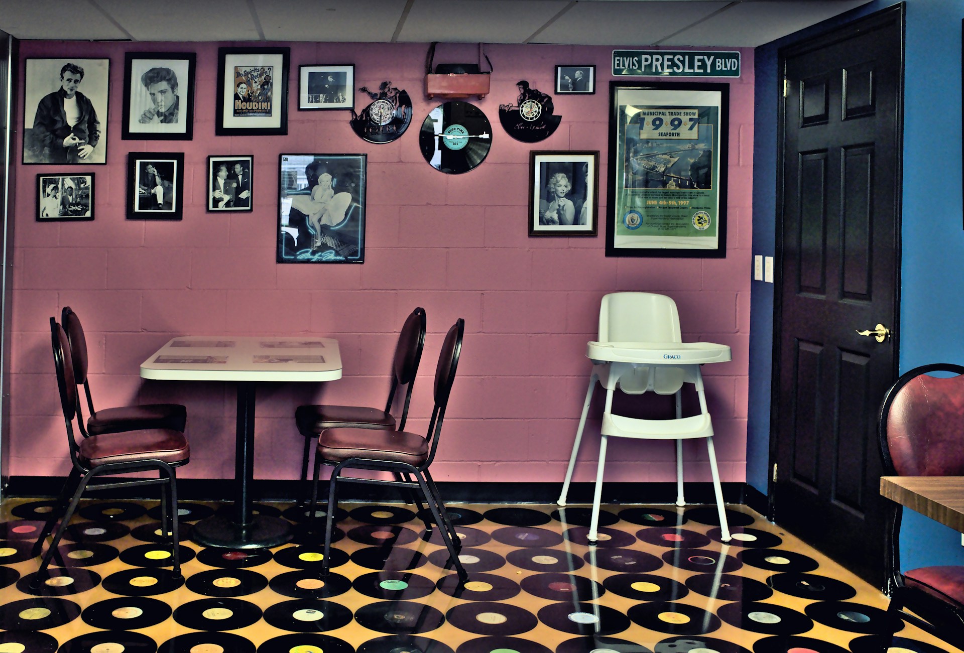 a retro style restaurant